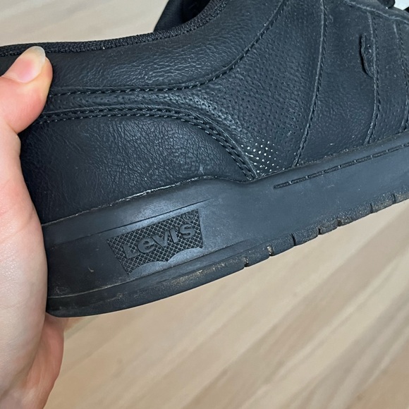 Levi’s Mens Sneakers size 10 US - Picture 3 of 5